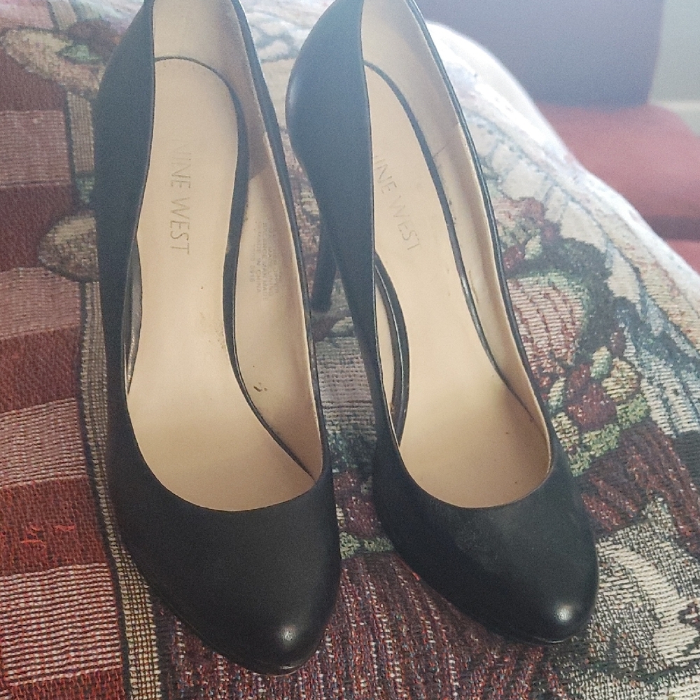 Nine West Black Classic Heels